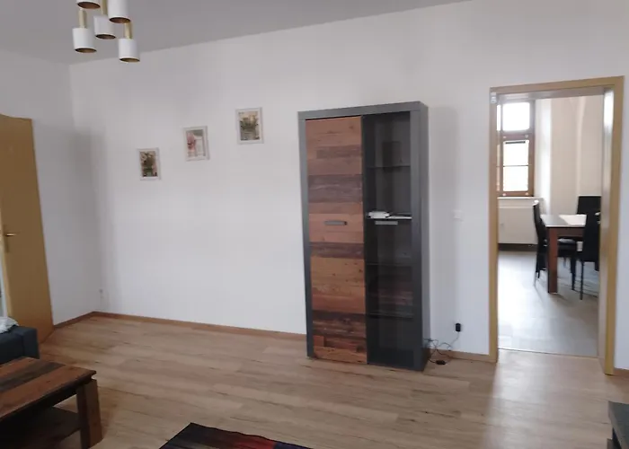 Im Rittergut Plohn 500 Meter Zum Freizeitpark * Lengenfeld (Saxony)